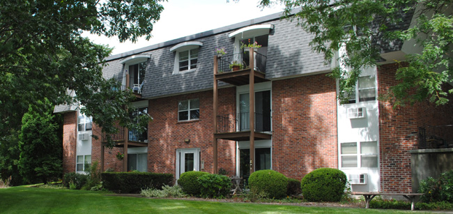 Hemlock Harbour Apartments